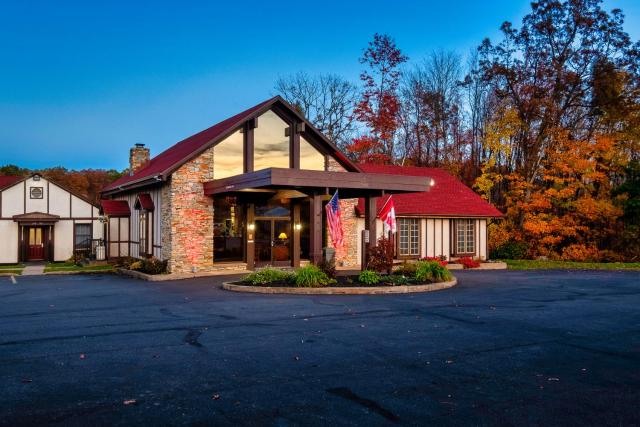 Red Roof Inn & Suites Hazleton