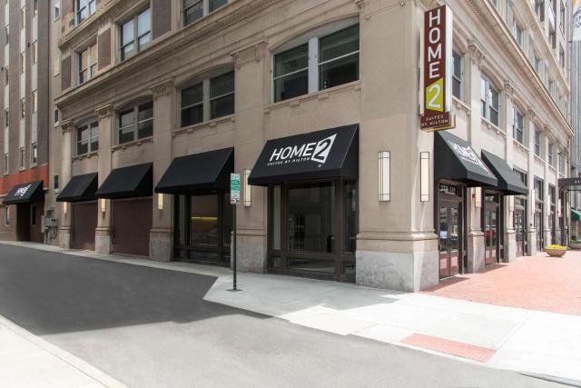 Home2 Suites by Hilton Indianapolis Downtown