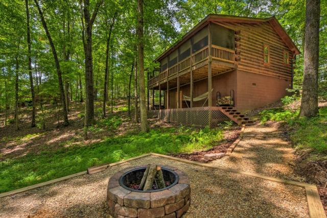 Pinot and Pine Chic Log Cabin about 5 Mi to Blue Ridge