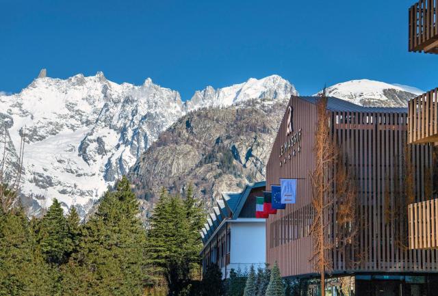 Le Massif Hotel & Lodge Courmayeur The Leading Hotels of the World