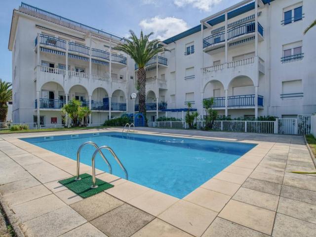 Superbe appartement avec piscine et parking à Saint-Jean-de-Luz - FR-1-4-590