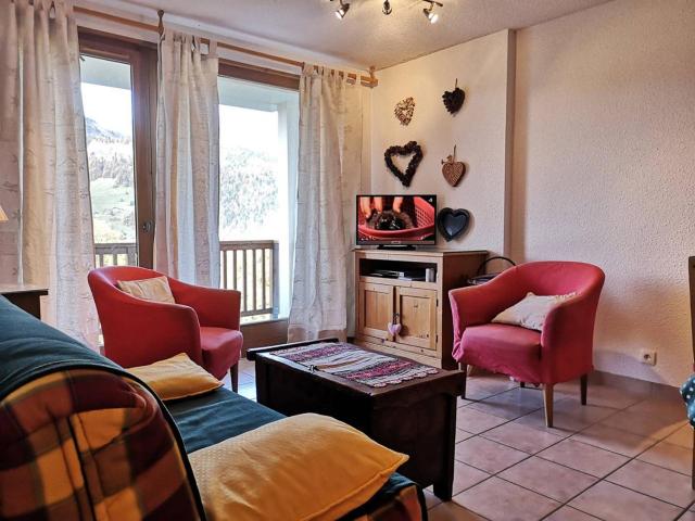 Appartement cosy avec terrasse, proche pistes et commodités - 6 pers. - FR-1-595-37