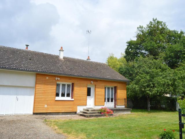 Charmante maison rénovée avec jardins à Berry - Proche de Châteauroux et La Châtre - FR-1-591-190