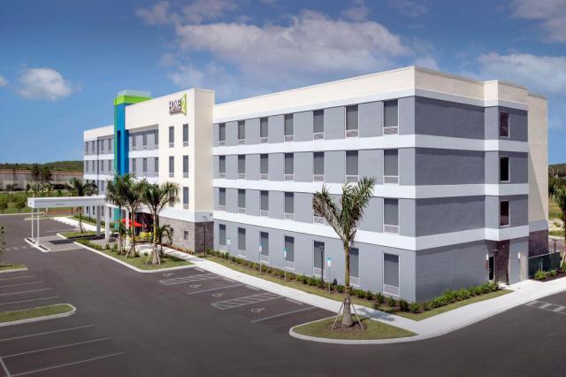 Home2 Suites by Hilton Fort Myers Airport