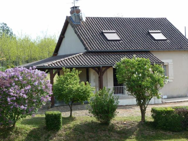 Maison Périgourdine avec Jardin, Vélos, Terrasse et Proche Nature - FR-1-616-133