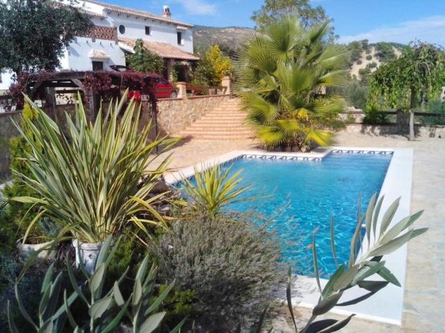 Spacious villa with pool in Priego de Cordoba 350 m²