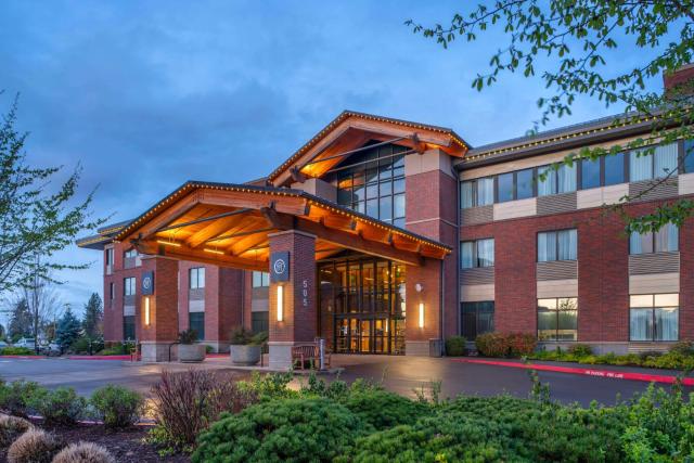 Best Western Premier Boulder Falls Inn