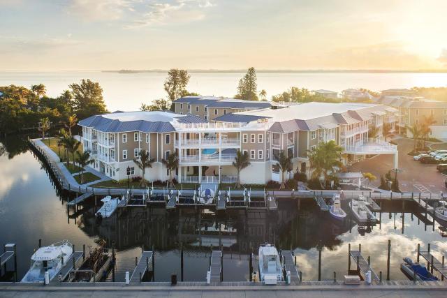 Waterline Villas & Marina, Autograph Collection