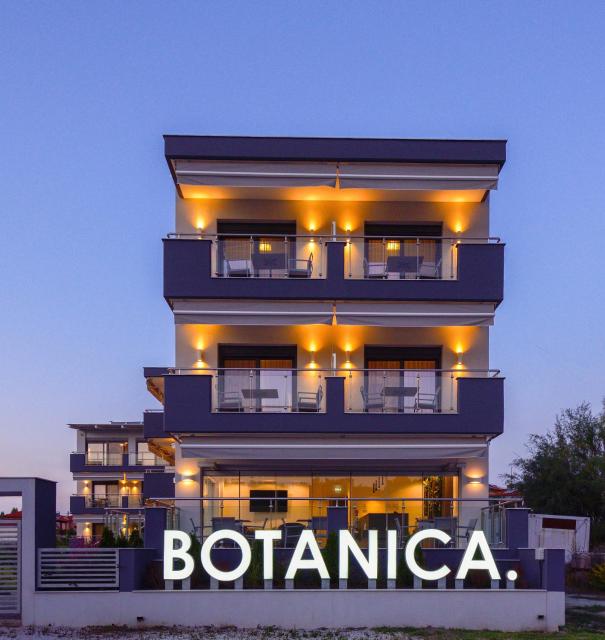 Botanica Luxury Suites