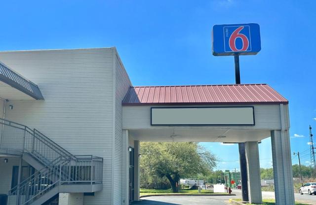 Motel 6 Forrest City AR