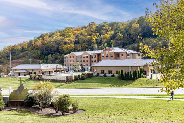 Best Western Plus Franciscan Square Inn & Suites Steubenville