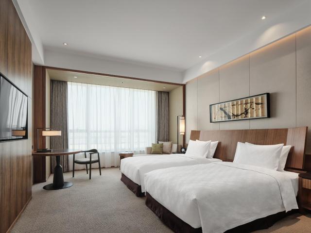 HUALUXE Ningbo Harbor City, an IHG Hotel