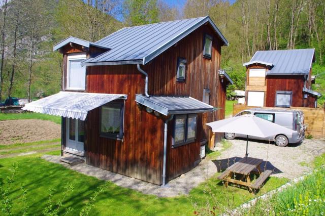 Chalet chaleureux a Niaux avec vue sur la montagne