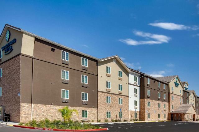 WoodSpring Suites Bakersfield East