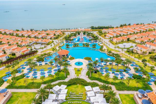 Centara Mirage Resort Mui Ne