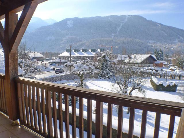 Spacieux appartement avec balcon et garage à Samoëns - FR-1-629-17