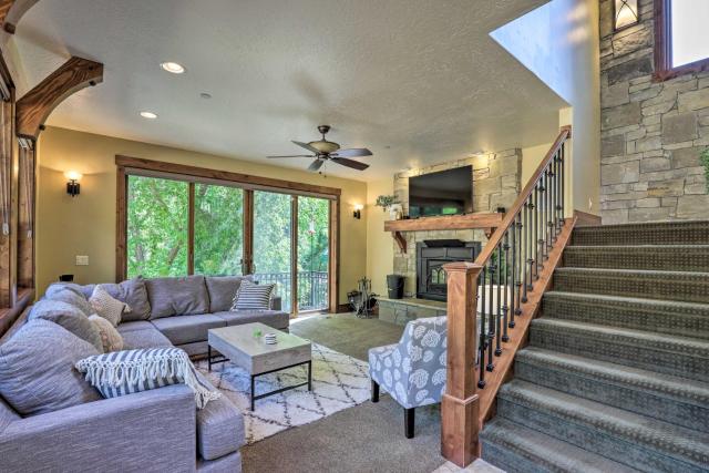 Family Retreat with Provo River and Mountain Views!