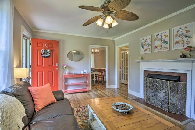 Bright Home with Yard in Historic Fuquay-Varina!