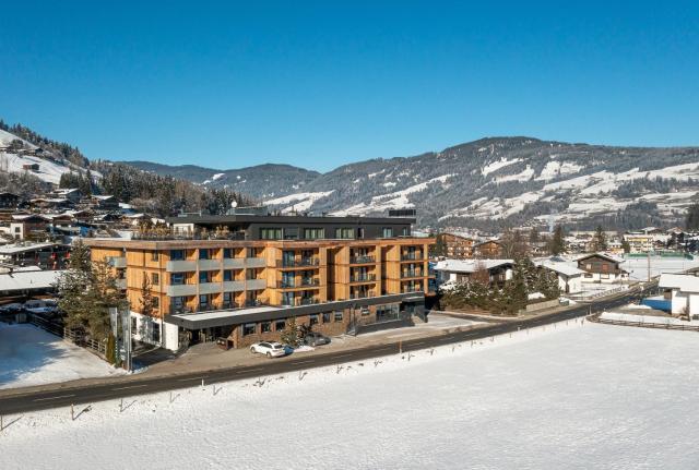 AlpenParks Hotel & Apartment Taxacher