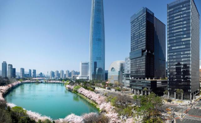 Sofitel Ambassador Seoul Hotel & Serviced Residences