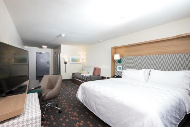 Holiday Inn Hotel & Suites - Mount Pleasant, an IHG Hotel