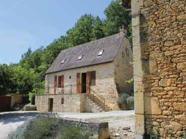 Maison de charme avec terrasse, animaux acceptés - FR-1-616-185