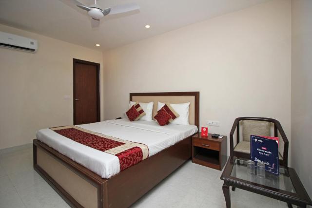 OYO Hotel Blu Pebbles Near Delhi Airport