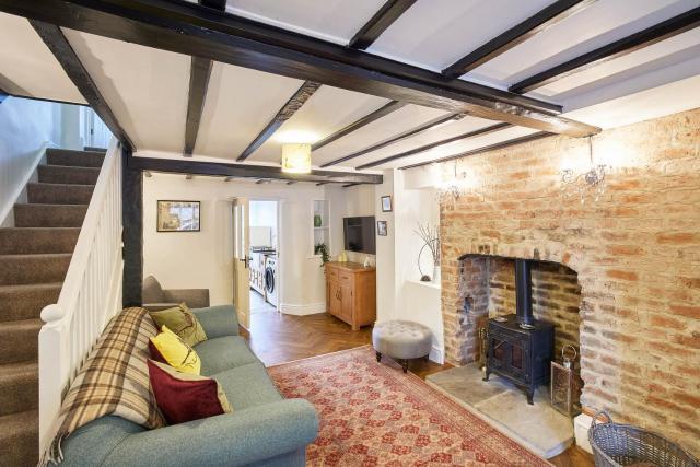 Host & Stay - Willow Cottage