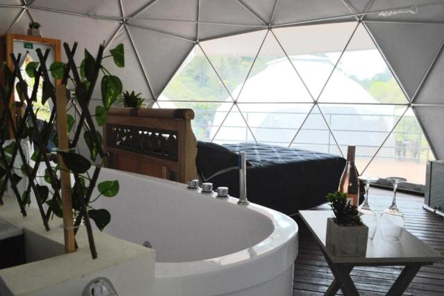 La Quinta Dimensión Glamping