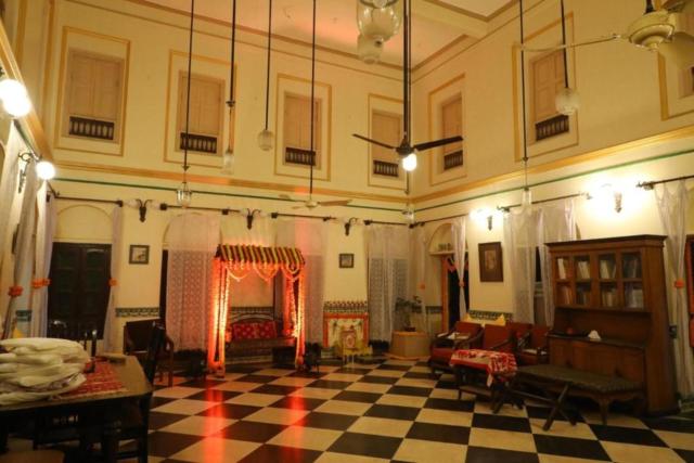 RATNAKAR BHAWAN (HERITAGE HOMESTAY)