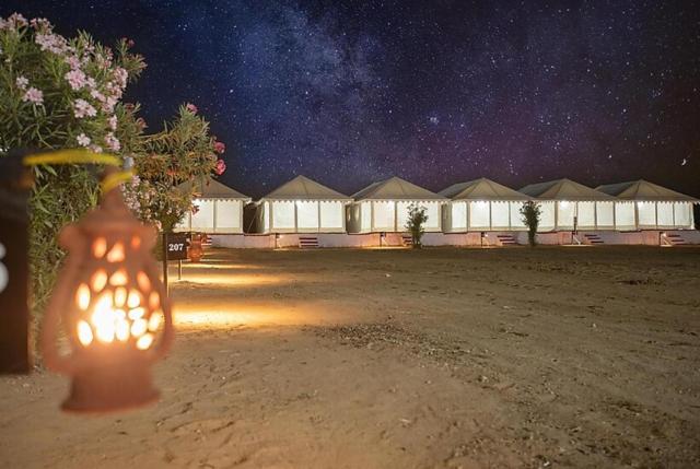 MoonStar Desert Camp