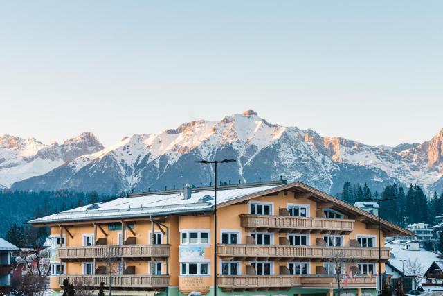 HENRI Country House Seefeld