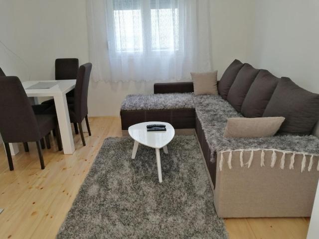 Apartman Pino