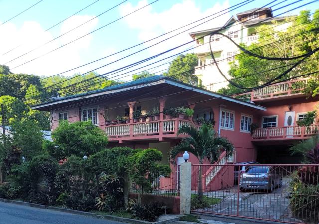 Western Tobago Cozy 3 Bedroom Retreat