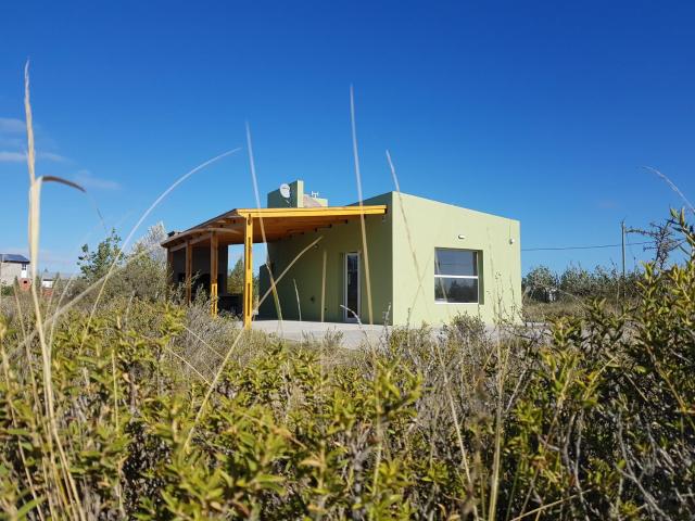 Coralillos - complejo de cabañas con parrillas, patio y estacionamiento cubierto