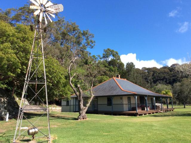 Currawong Beach Cottages