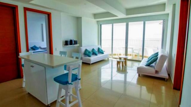 Apartamento Familiar con Vista al Mar en Bocagrande Cartagena