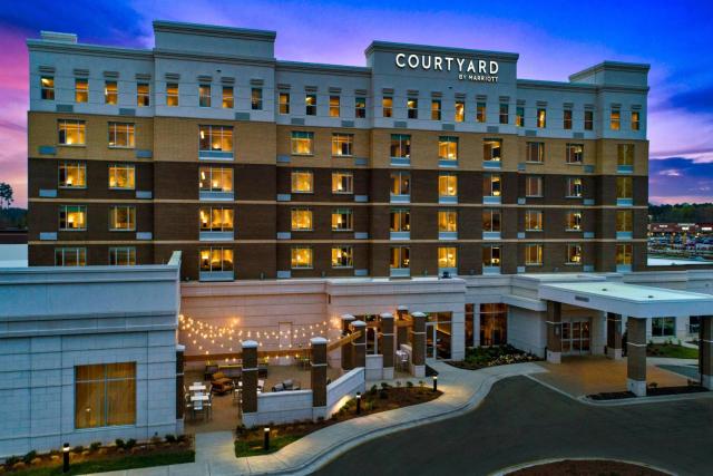 Courtyard by Marriott Raleigh Cary/Parkside Town Commons