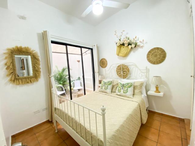 ZONA COLONIAL 2 habitaciones+wifi+balcon apartamento completo