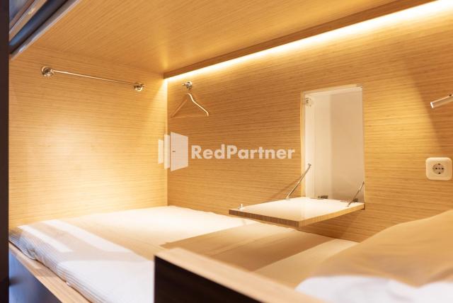 Capsule Inn Antasari Mitra RedDoorz