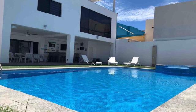 House In Miramar Seaview And Private Pool templada