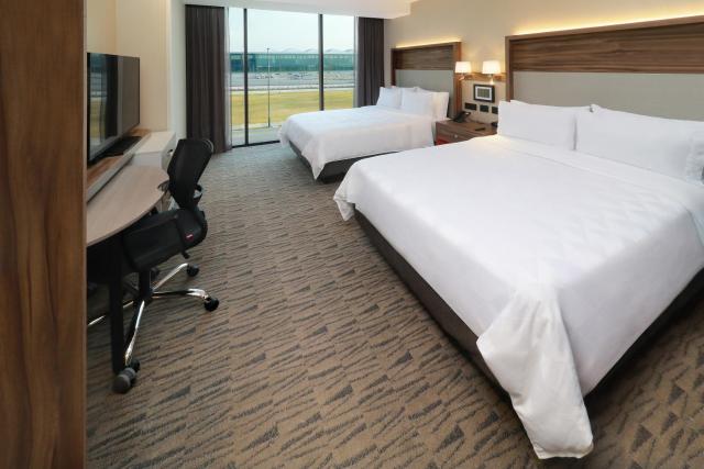 Holiday Inn & Suites - Mexico Felipe Angeles Airport, an IHG Hotel