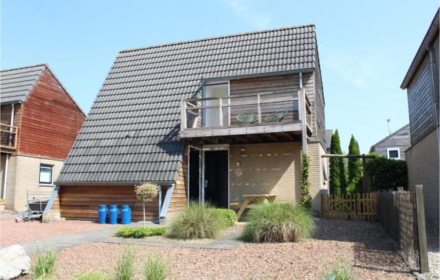 Amazing Home In Grou With Wifi