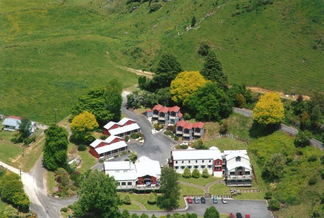 Waitomo Village Chalets home of Kiwipaka