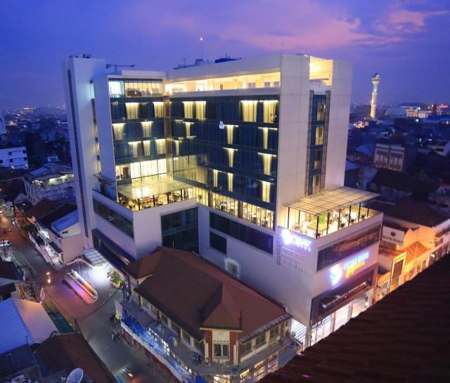 Pasar Baru Square Hotel Bandung