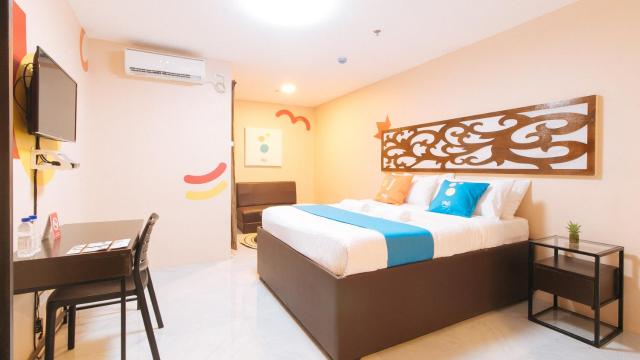 Sans Hotel at Algers Suites Marikina by RedDoorz