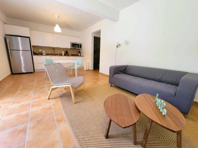 Casa al Mare #3- 1 bdr - 4 min walk to Sandy Beach