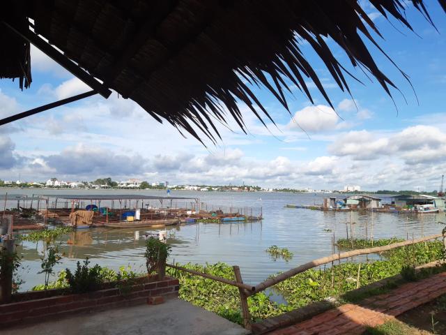 mekong riverside homestay