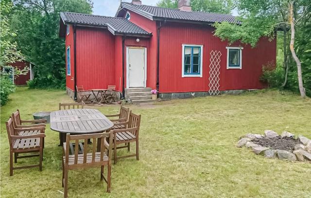 Awesome Home In Bjärnum With Wifi