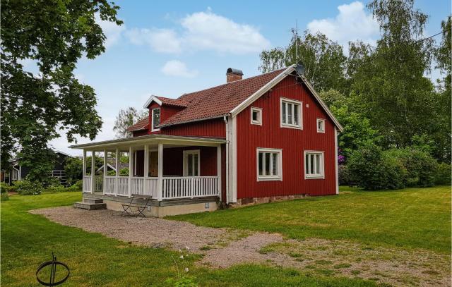 3 Bedroom Awesome Home In Växjö